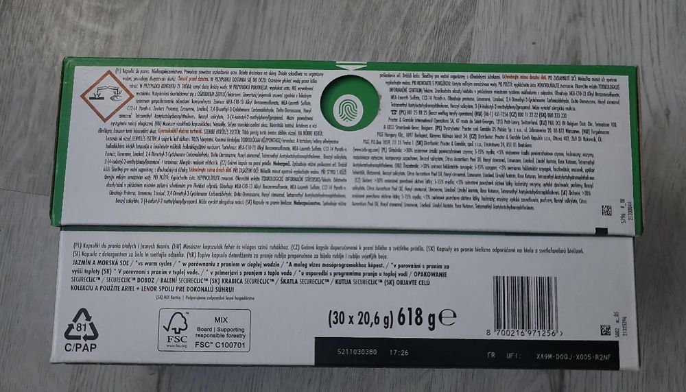 Ariel kapsułki do prania białego i jasnego ubrania 30szt