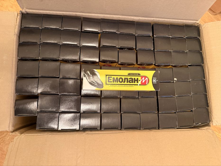 Емолан крем для обуви