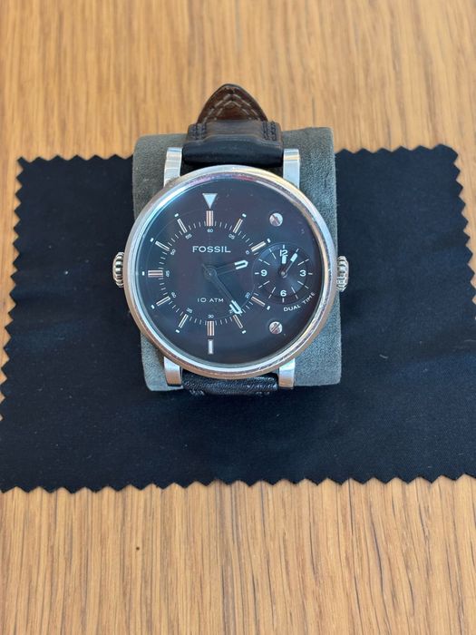 Relogio Fossil preto em excelente estado