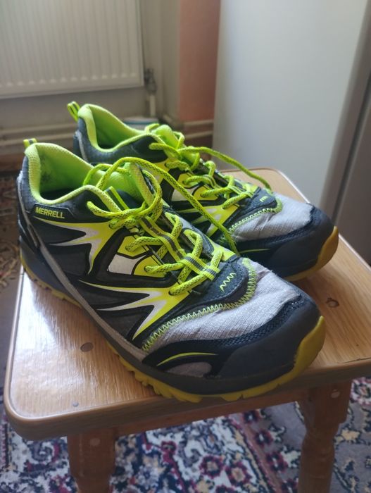 Кросівки Meriall