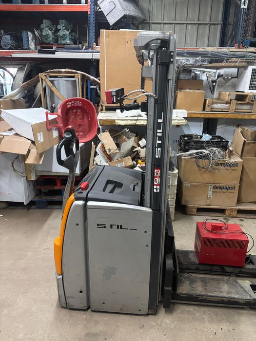 Stacker Elétrico STILL EXV 20 com Balança