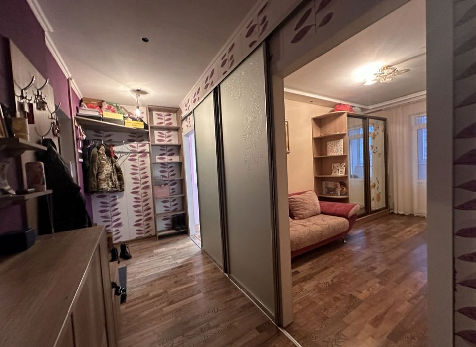 2 комнатная ЖК Радужный 64 метра+ кладовка