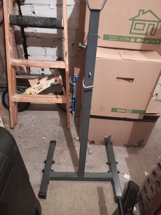 Zestaw dwóch stojaków pod sztange