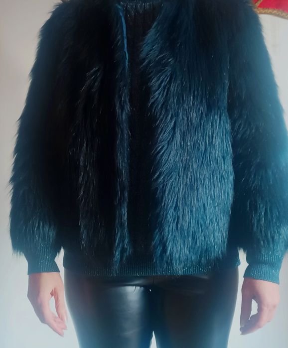 Casaco peludo azul