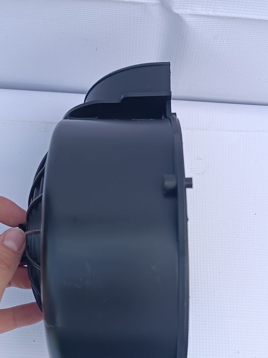 Lewa osłona silników okapów Klarstein