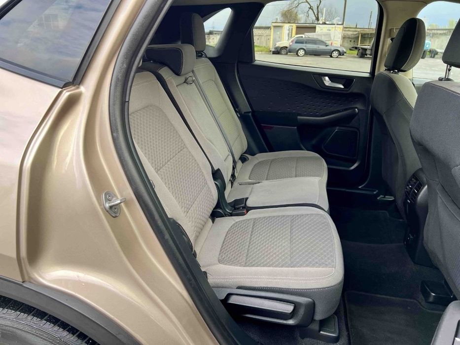 Продам Ford Escape