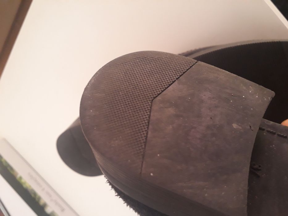 Sapatos de senhora pele