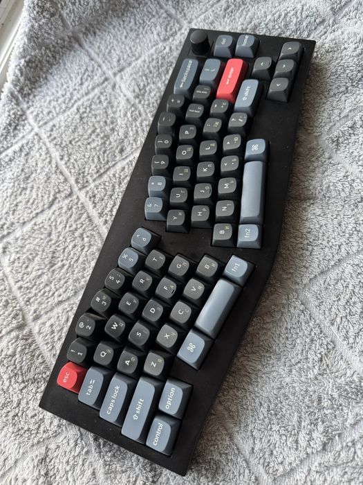 Механічна клавіатура Keychron Q8 кастомізована