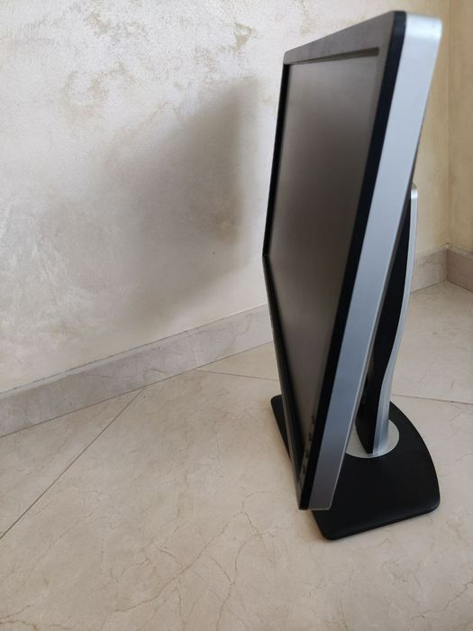 Монітор DELL UltraSharp U2312HMt