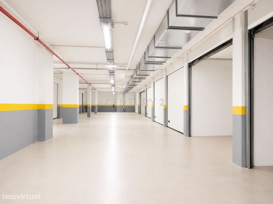 Garagem Nova em Torres Novas - Localização Central Privilegiada