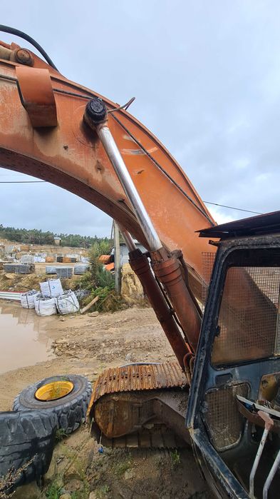 Fiat Hitachi FH200