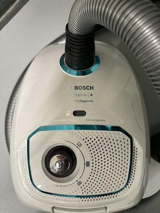 Odkurczac bosch serie 4