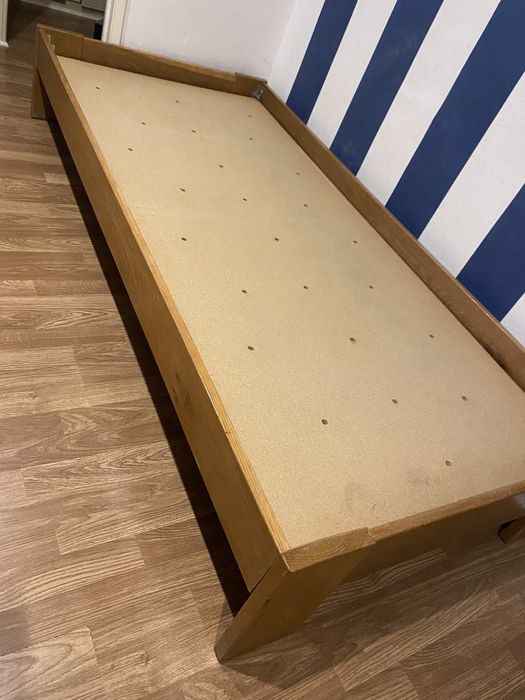 Cama madeira maciça