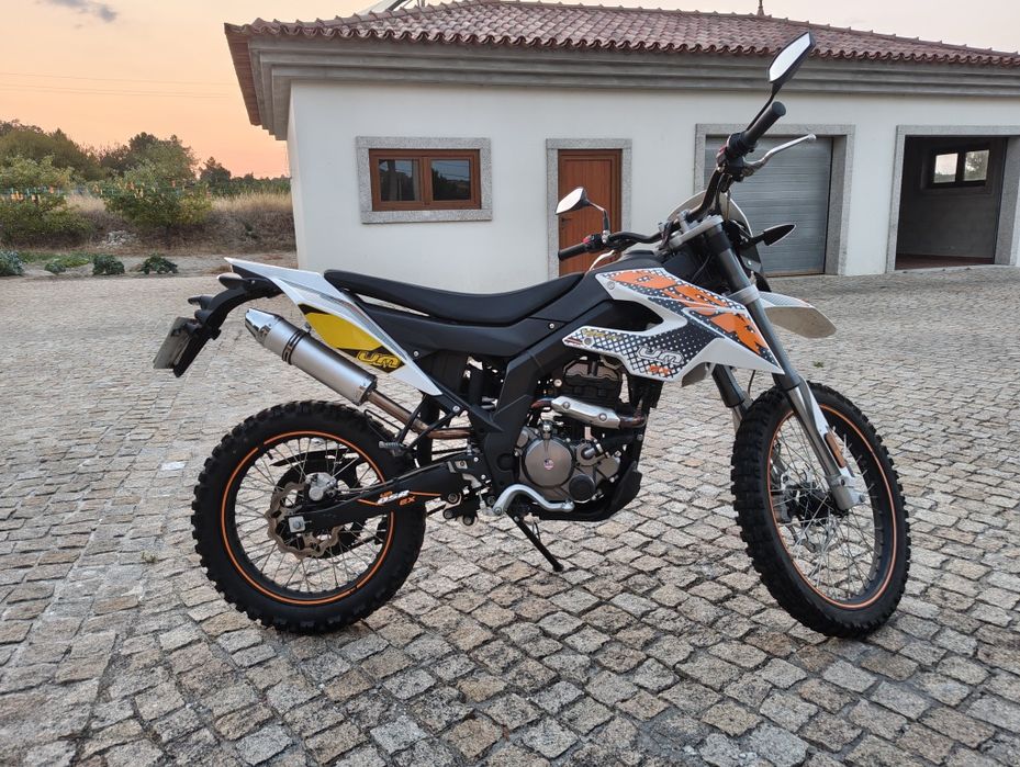 UM DSR EX 125cc !!!