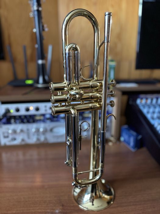 Trąbka eastman ETR 324