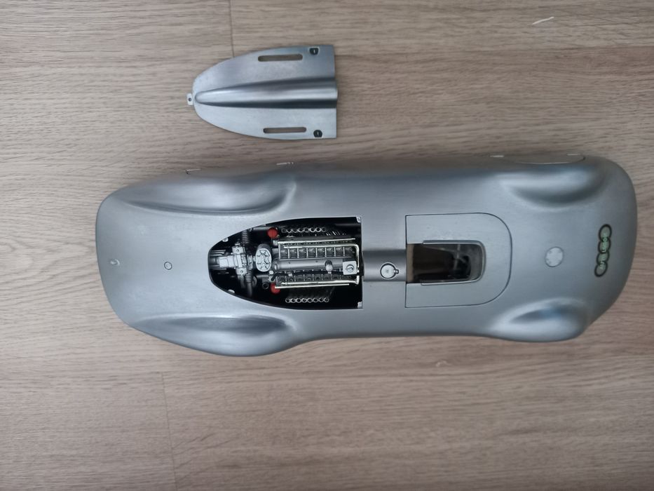 Miniatura Audi Auto Union. Novo.