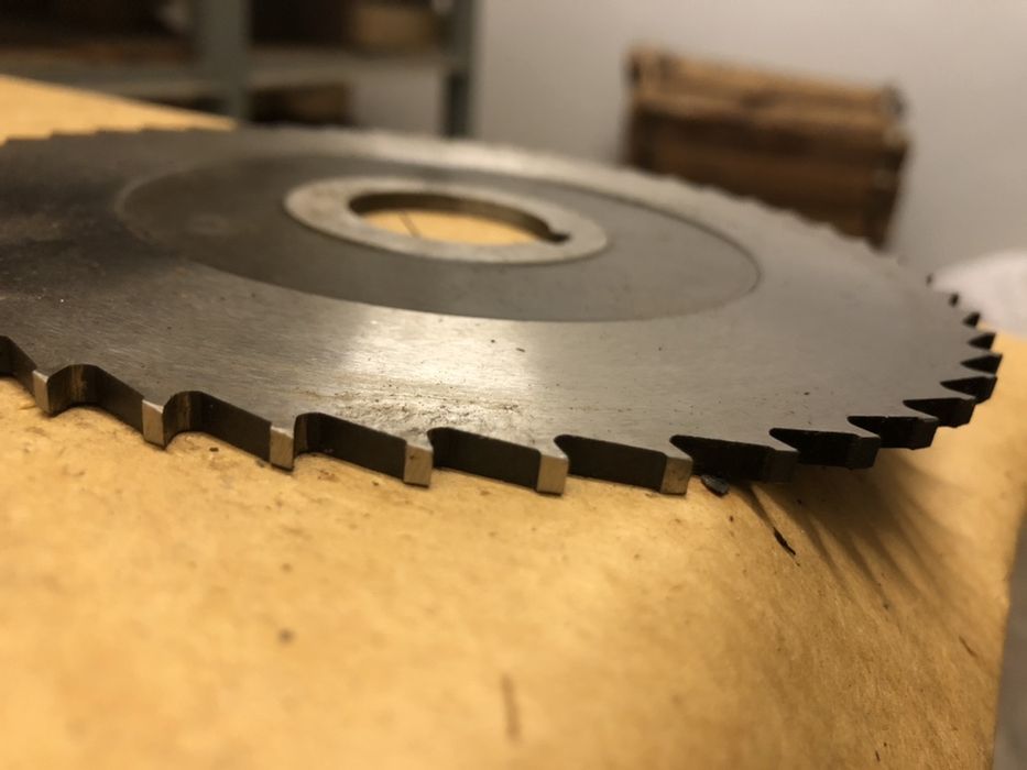 Фрезы отрезные ф160х3.5 р6м5 ссср, виз