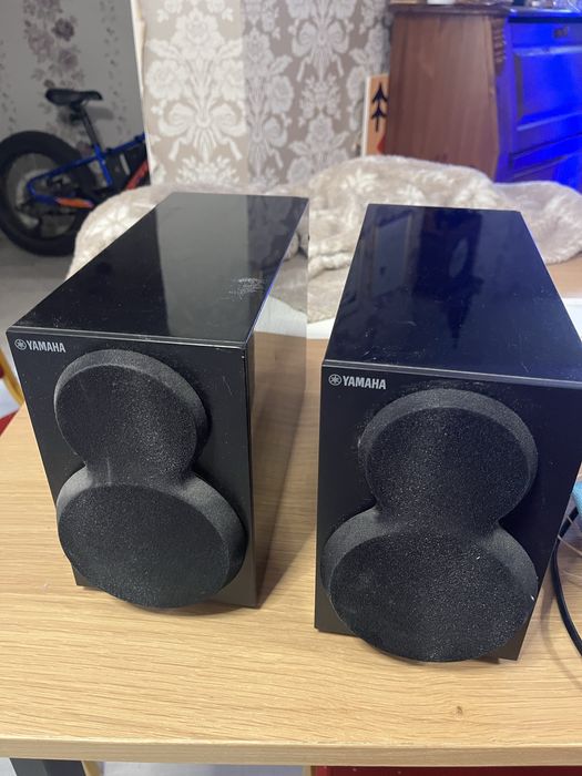 glosniki  dwie kolumny yamaha ns bp 111