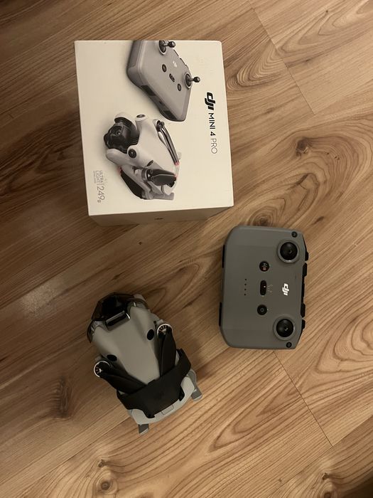 Dron DJI mini 4 PRO RC N2
