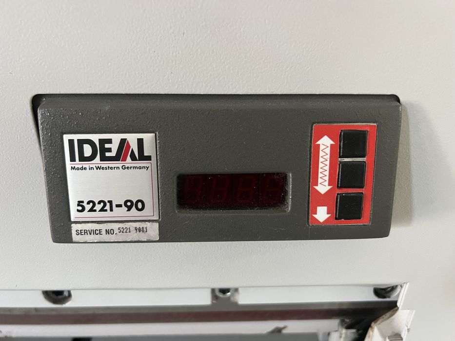 Guilhotina IDEAL 5221-90