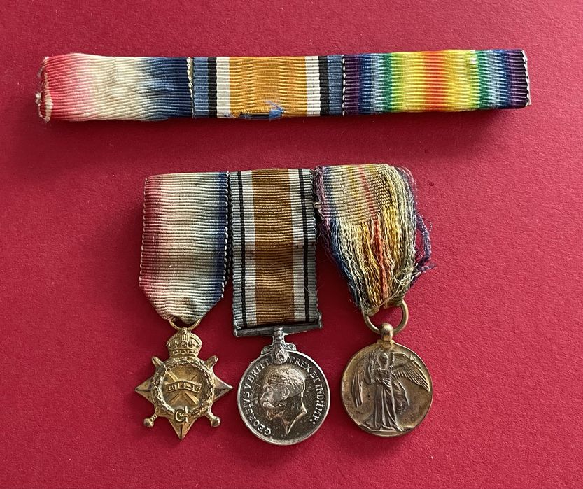 Zestaw sygnowanych medali brytyjskich kapral saper miniaturki baretki