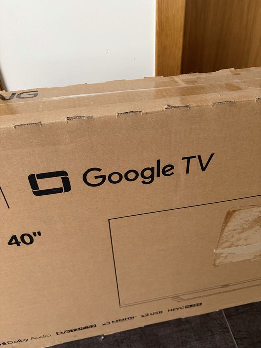 Smart TV STRONG 40” Google TV Full HD HDR10 – Nova e Selada