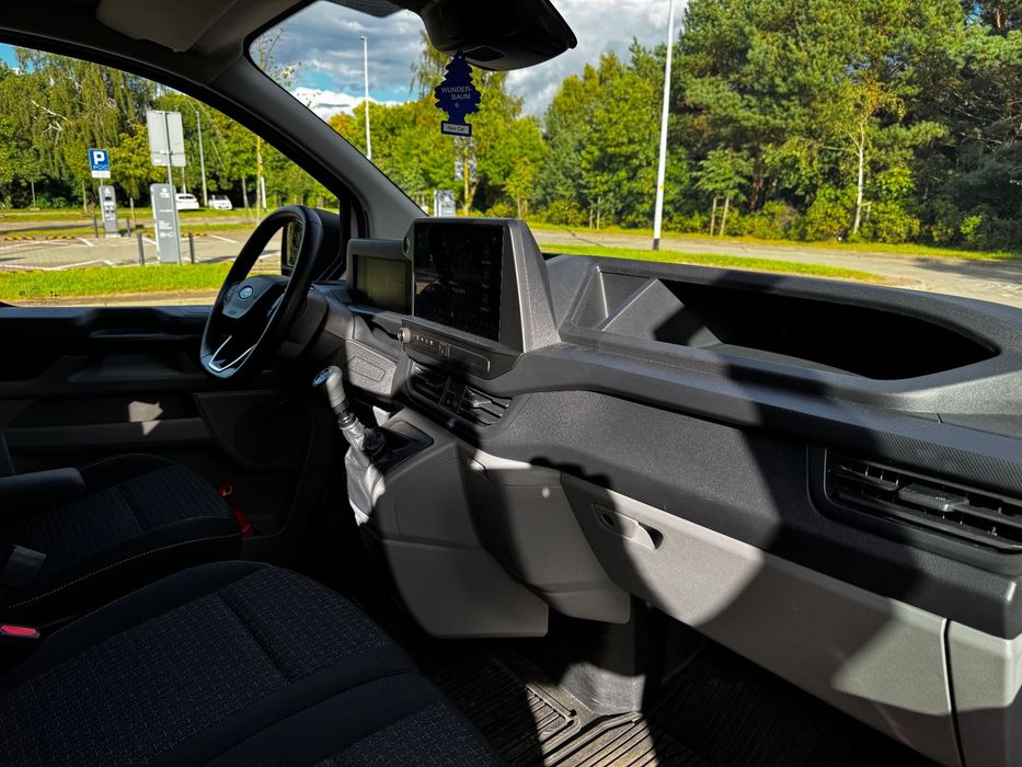 Ford Custom  Polski salon