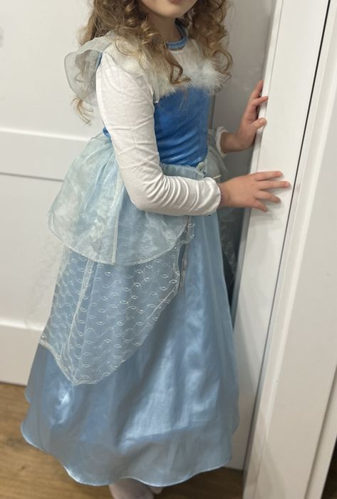 Sukienka śpiąca królewna