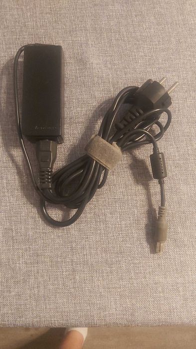 Zasilacz do Laptopa Lenovo, stan idealny