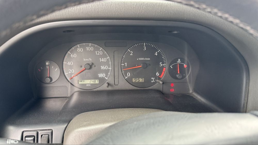 Nissan patrol Gr y61 1999