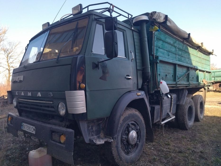 Камаз з прицепом