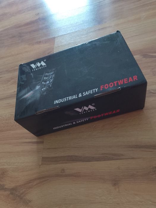 Nowe Buty robocze
