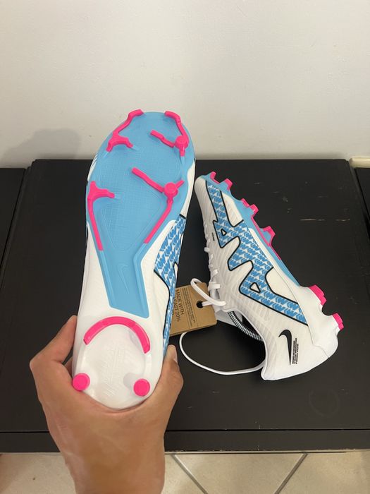 Chuteiras Nike Mercurial