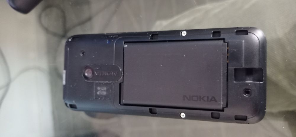 Nokia rm 970 bloqueado 96, com carregador USB