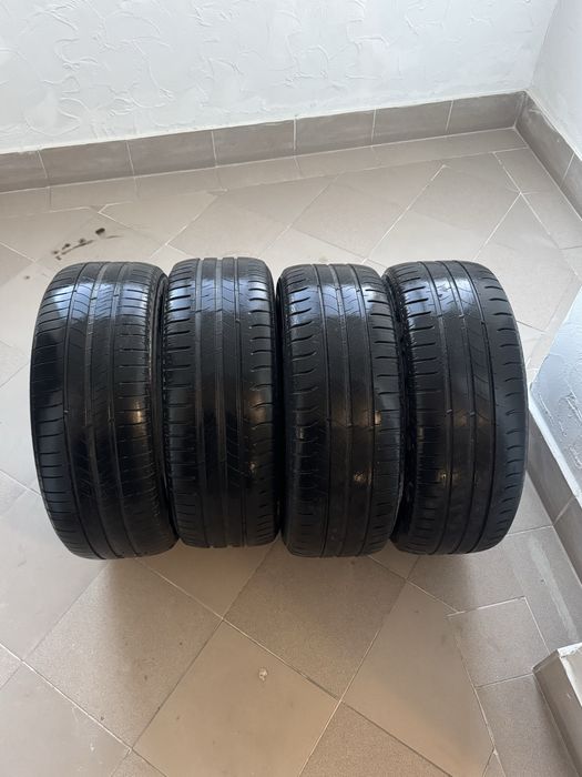 Гума (резина) Michelin 205/55 R16