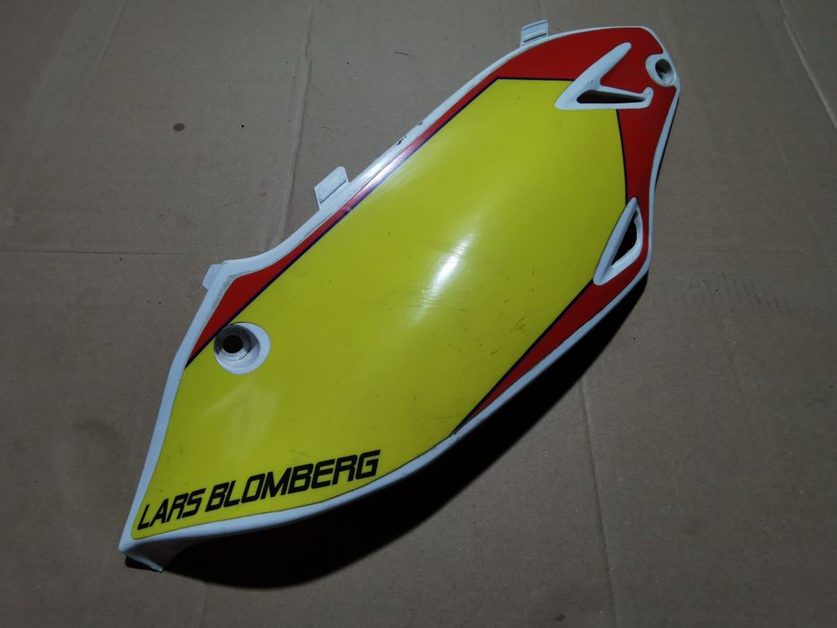 Kawasaki kx 250 osłona owiewka boczna tyl panel prawa
