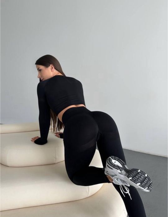 Спортивний комплект рашгард лосіни пуш ап для фітнеса костюм фитнесу