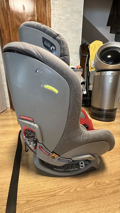 Автокрісло chicco nextfit