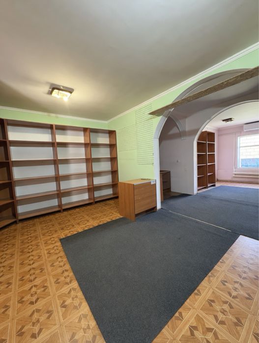 Продаж комерційного приміщення в центрі с. Ставище - View 3