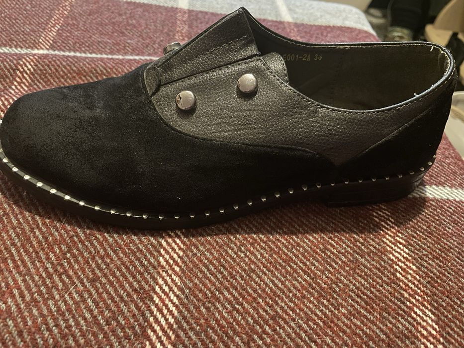 Жіноче взуття  б/у