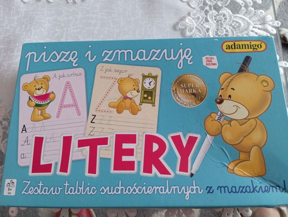 Zestaw tablic suchościeralnych Litery z mazakiem