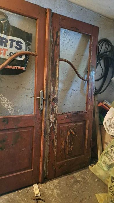 pary poniemieckich drzwi dwuczęściowych – sosnowe