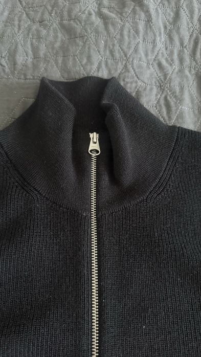 Arket (Cos) чооловічий светер L-XL