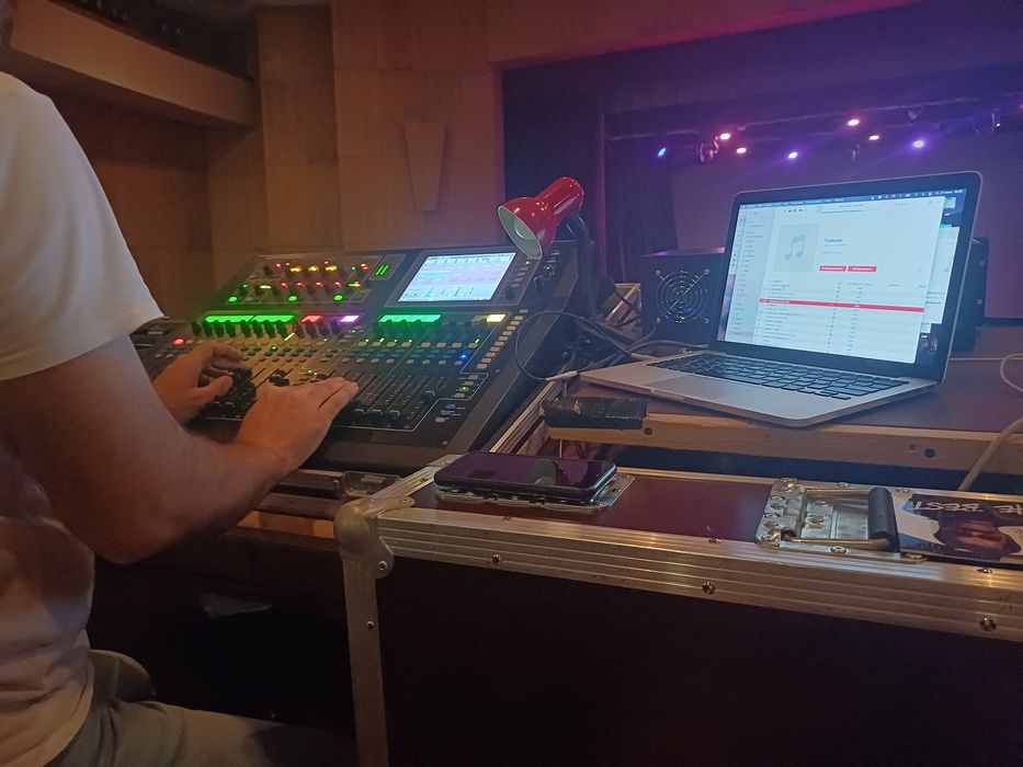 Оренда звуку Dynacord