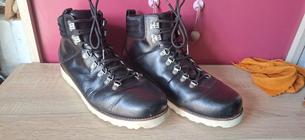 Męskie buty zimowe UGG Capulin (Skóra/wełna)