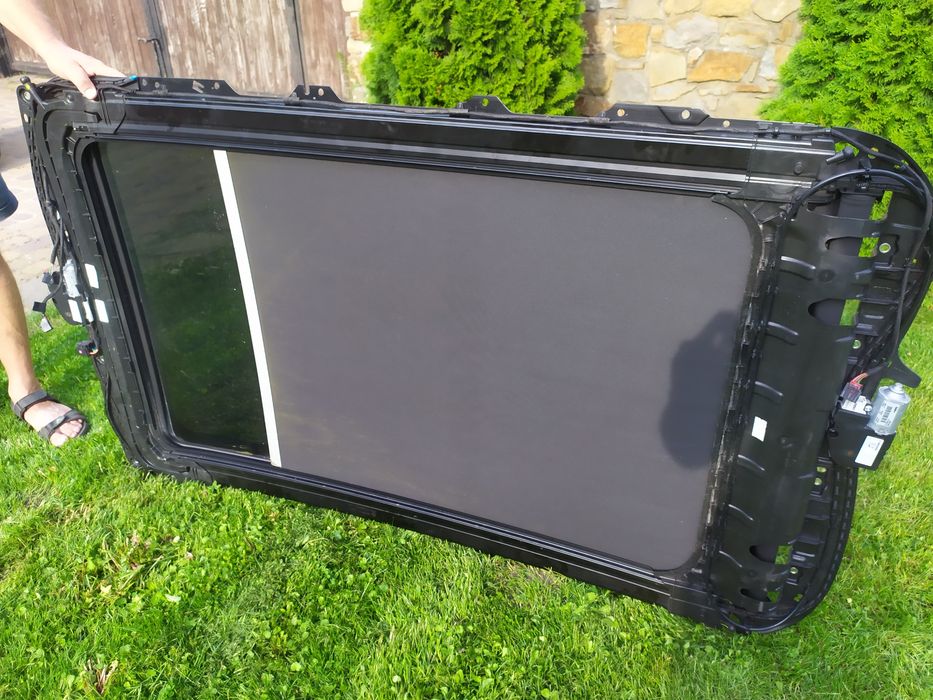 Панорама дах Skoda Octavia A7 (можливо RS)