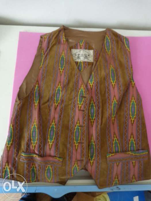 Colete em pele tamanho M