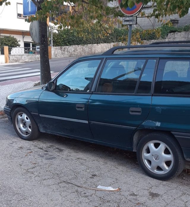 Opel Astra 11/1994 — photo 3
