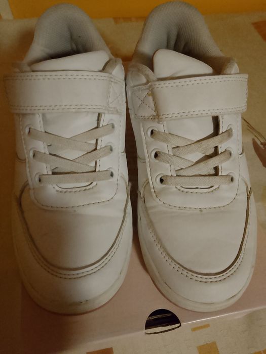 Adidasy dla dziewczynki