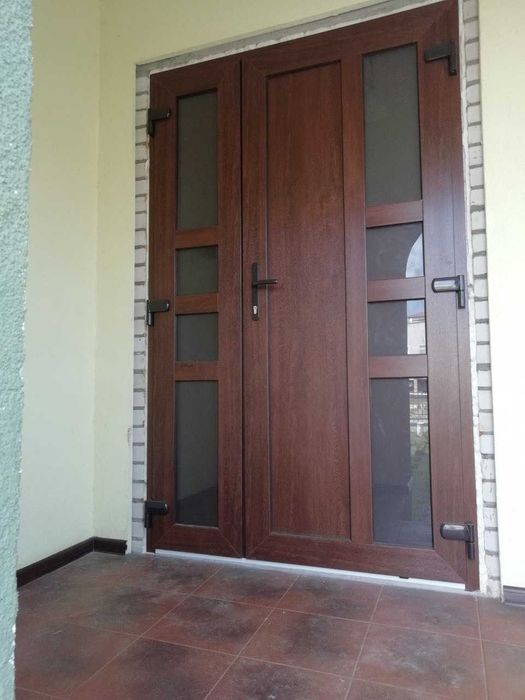 Вікна, двері металопластикові, пластикові вхідні та міжкімнатні